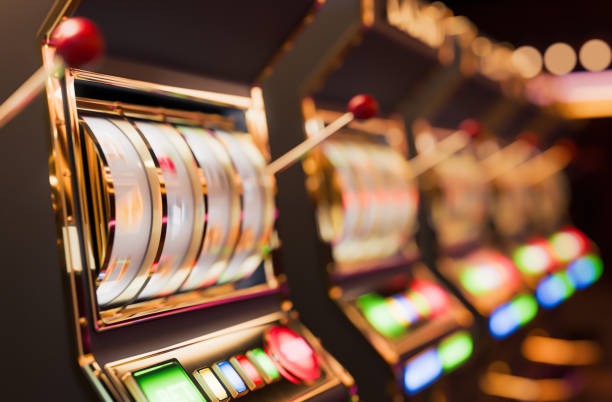 redmitoto login live casino tables displayed on mobile screen with dealer video feed